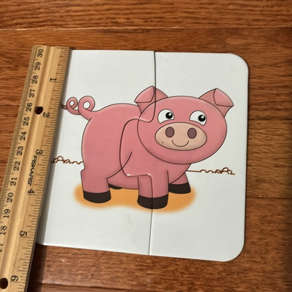 ON THE FARM BOOK & PUZZLES & PUZZLE MATCHING SETS - Picture 16 of 16